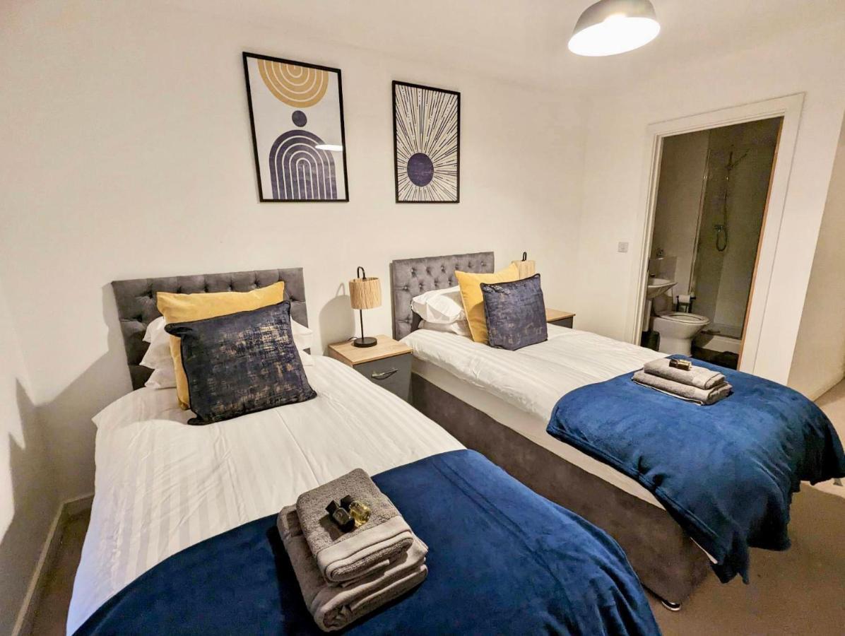 Spacious 2 Bed Ground Floor Apartment, Free Parking, Close To Historic Dockyard & Gunwharf Quays Portsmouth Dış mekan fotoğraf